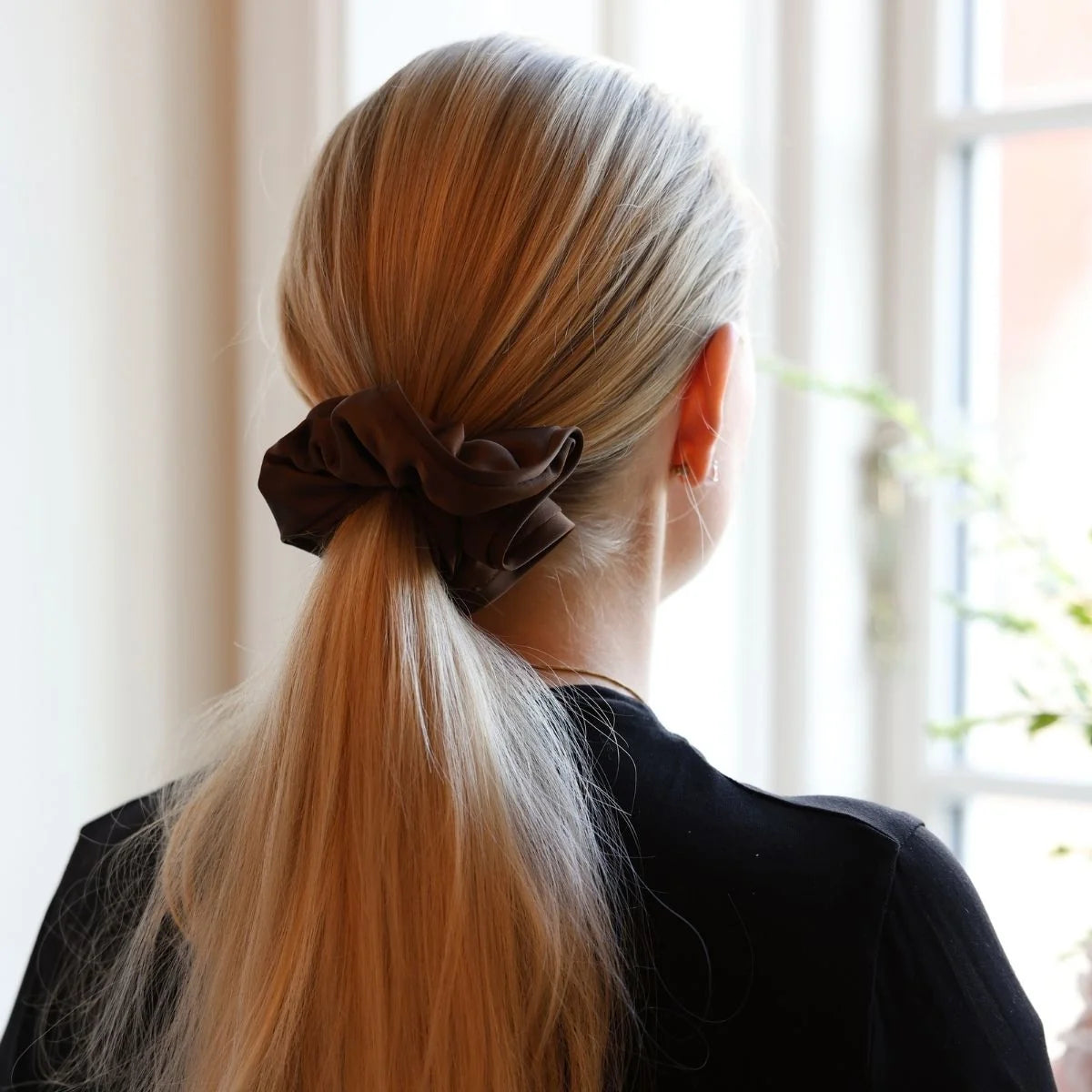 NAMISO - Aura - scrunchie - Brown