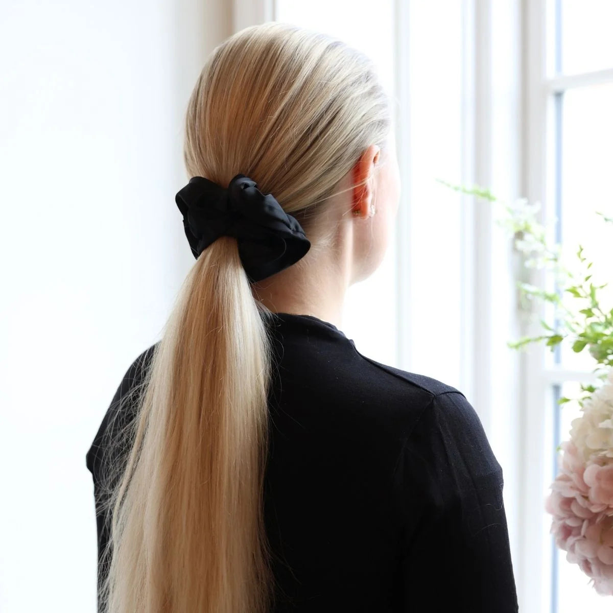 NAMISO - Aura - scrunchie - Black